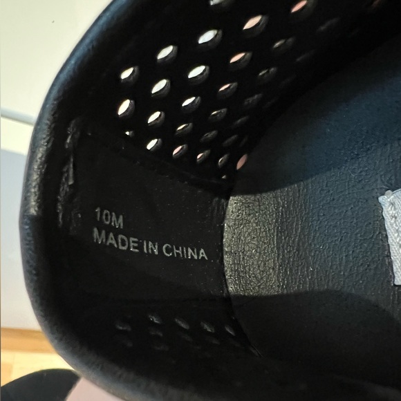 Steve Madden Mesh Slip On Sneakers Black Women’s 10 - Picture 9 of 9